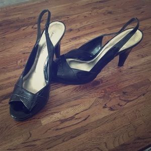 Antonio Melani black open-toed pumps in size 10